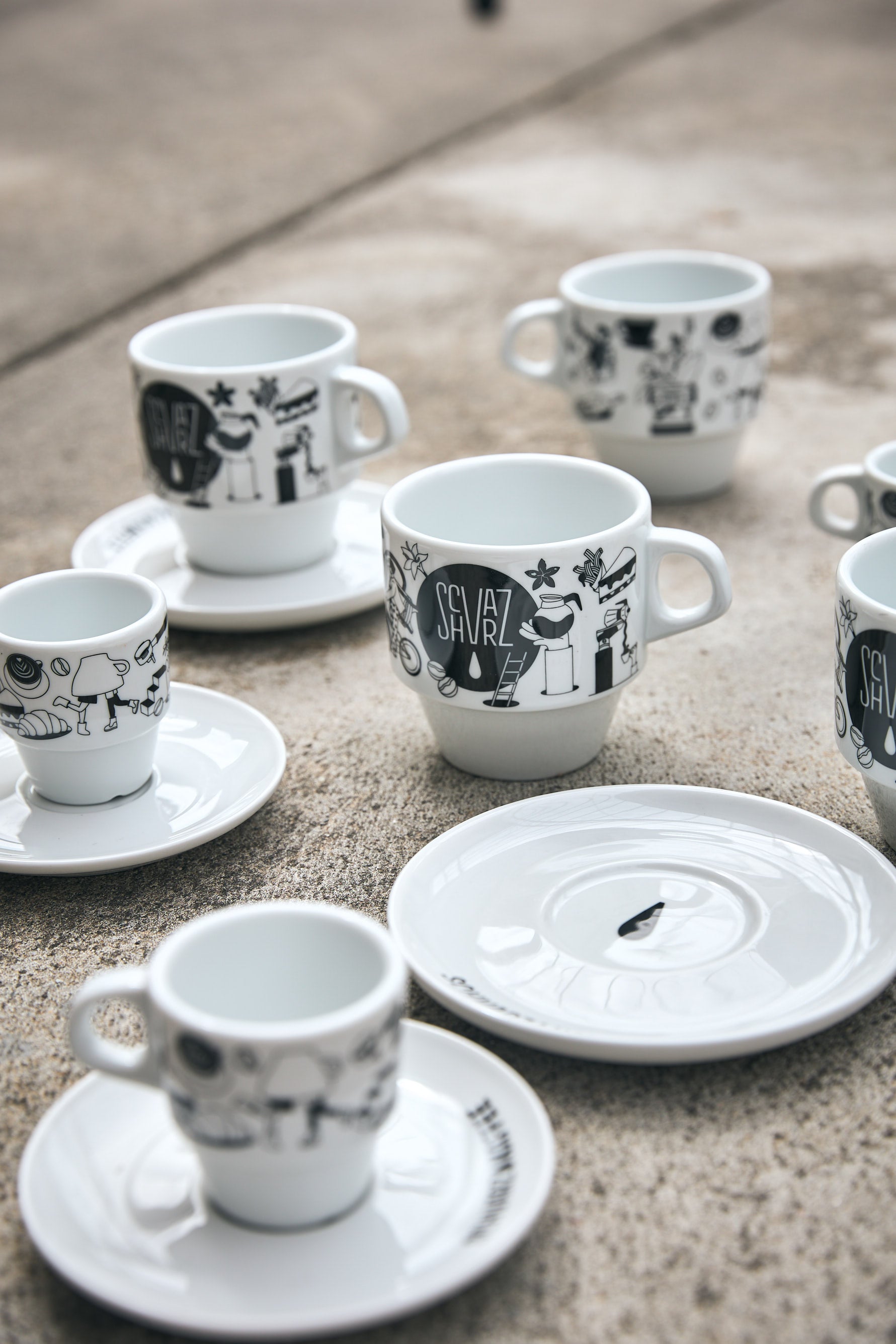 Schvarz Design Tasse + Untertasse - Espresso